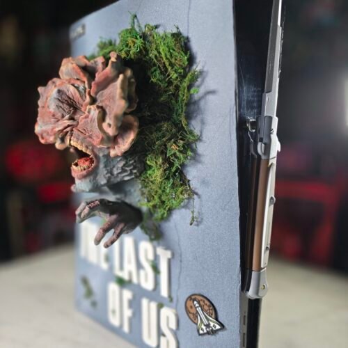 TLOU PS5 cover
