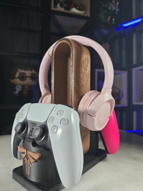 TLOU controller & headphones stand - Tune Studio